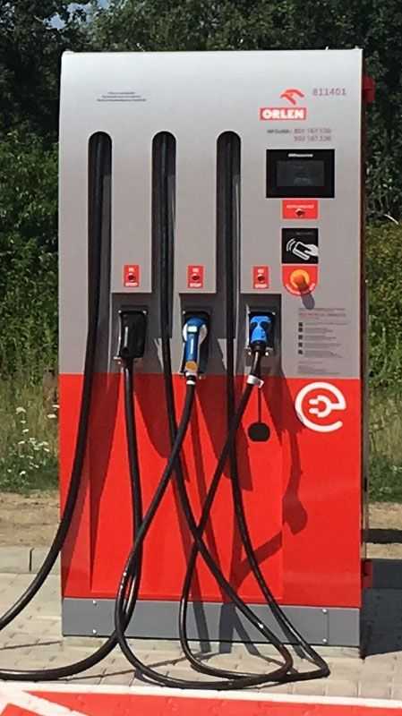 fastPOINT Charger (50 kW and 100 kW)