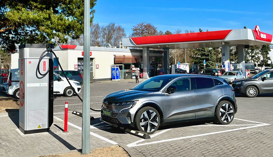 Grafika - Nowe szybkie stacje ładowania w miastach – moce do 200 kW